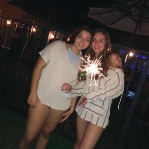 Meet your Posher, Isabella